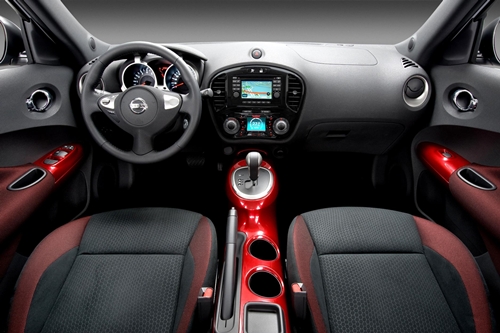 Nissan Juke 2011.04