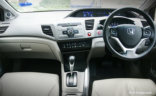 Honda Civic Hybrid 2013.06