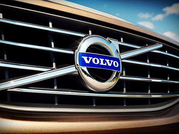Logo Volvo 2014.01